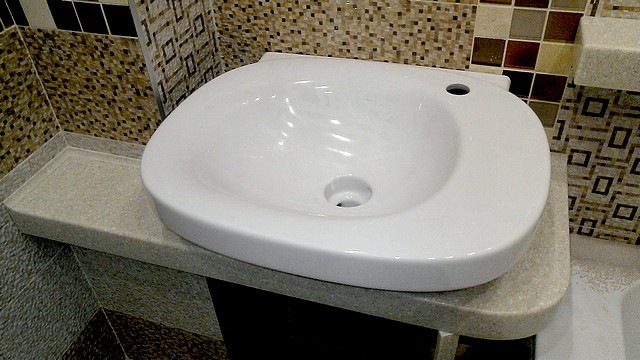 Столешница в ванную из Антаррид